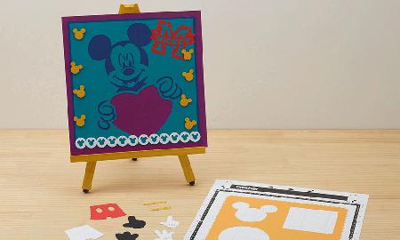 Mickey-Minnie-eger-papirfigura-illusztracio.jpg